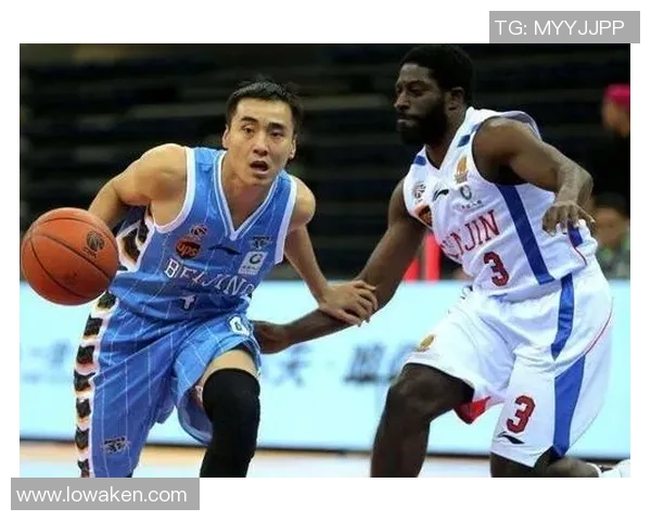 北京篮球队技术争议引发热议球迷与专家观点碰撞激烈讨论